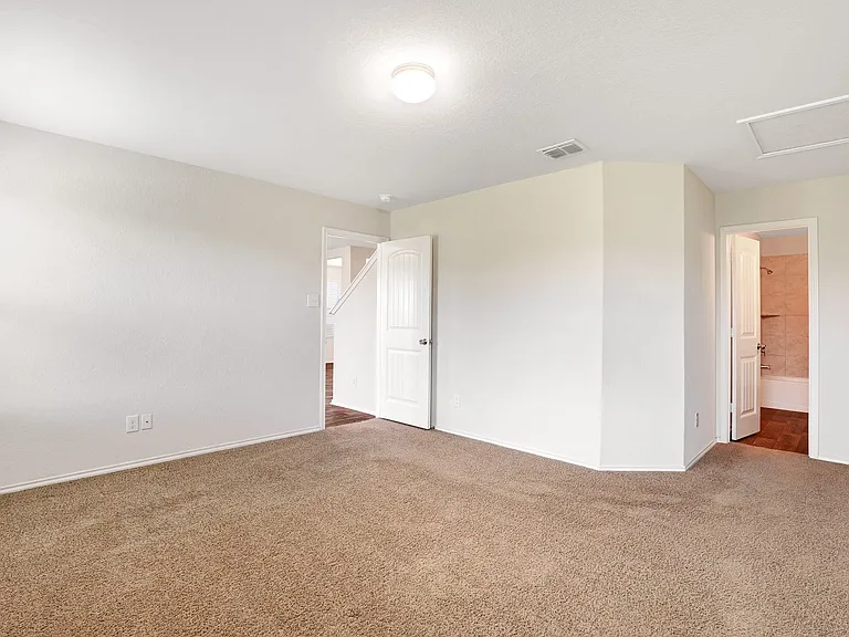 2850 Lindenwood Run — Photo 20