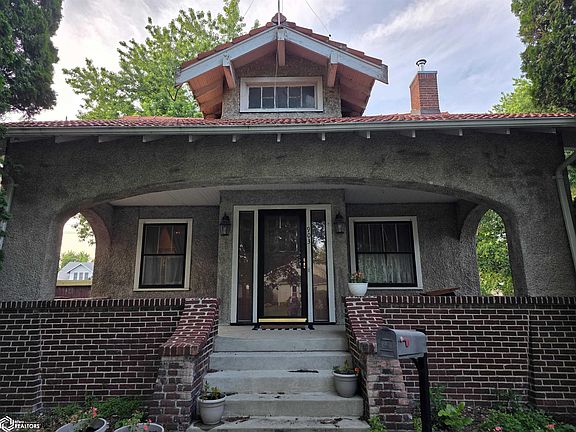 3rd image of 903 Boone St