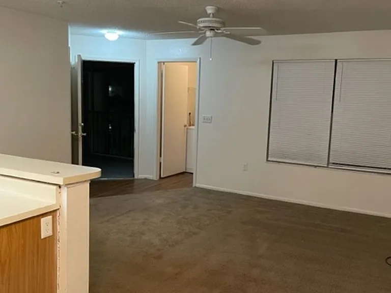 635 Buoy Ln #304 — Photo 11