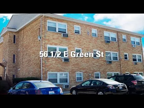 56 1/2 E Green St Photo 1