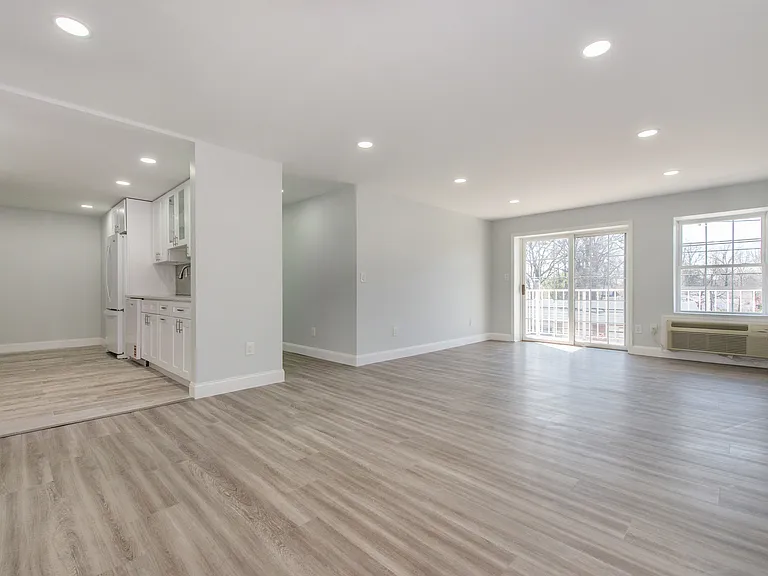 446 Passaic St #3F — Photo 7
