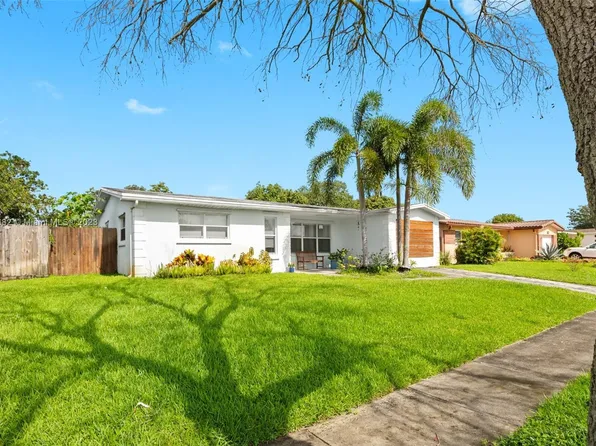 2010 N 54th Ave, Hollywood, FL 33021