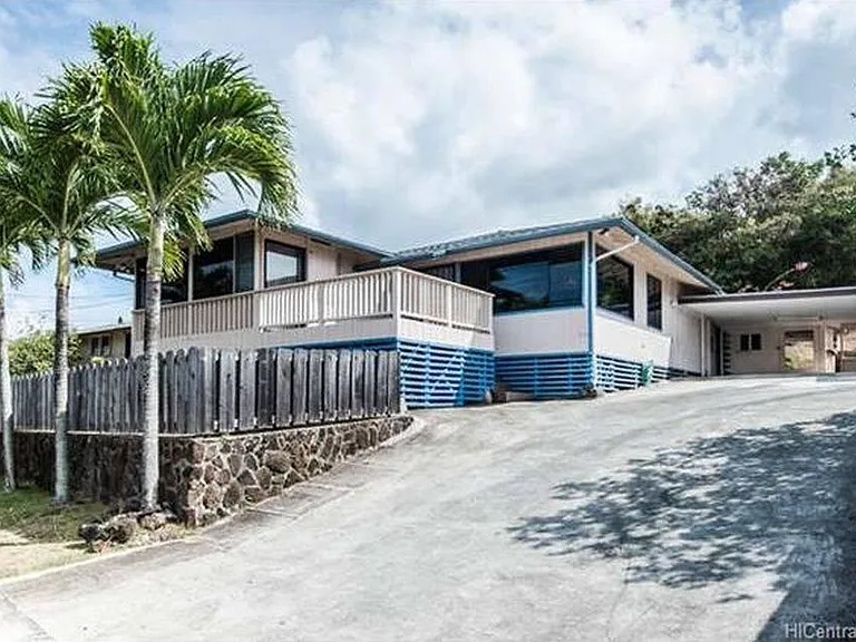 1225 Nanialii St — Photo 1