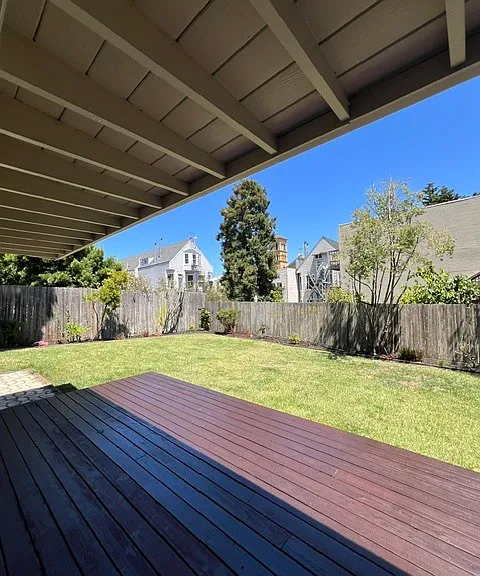744 Oak St #10 — Photo 3