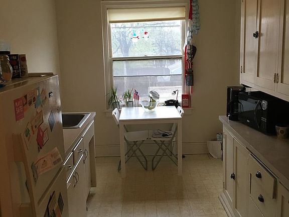 3rd image of 2040 Grand Ave APT 302