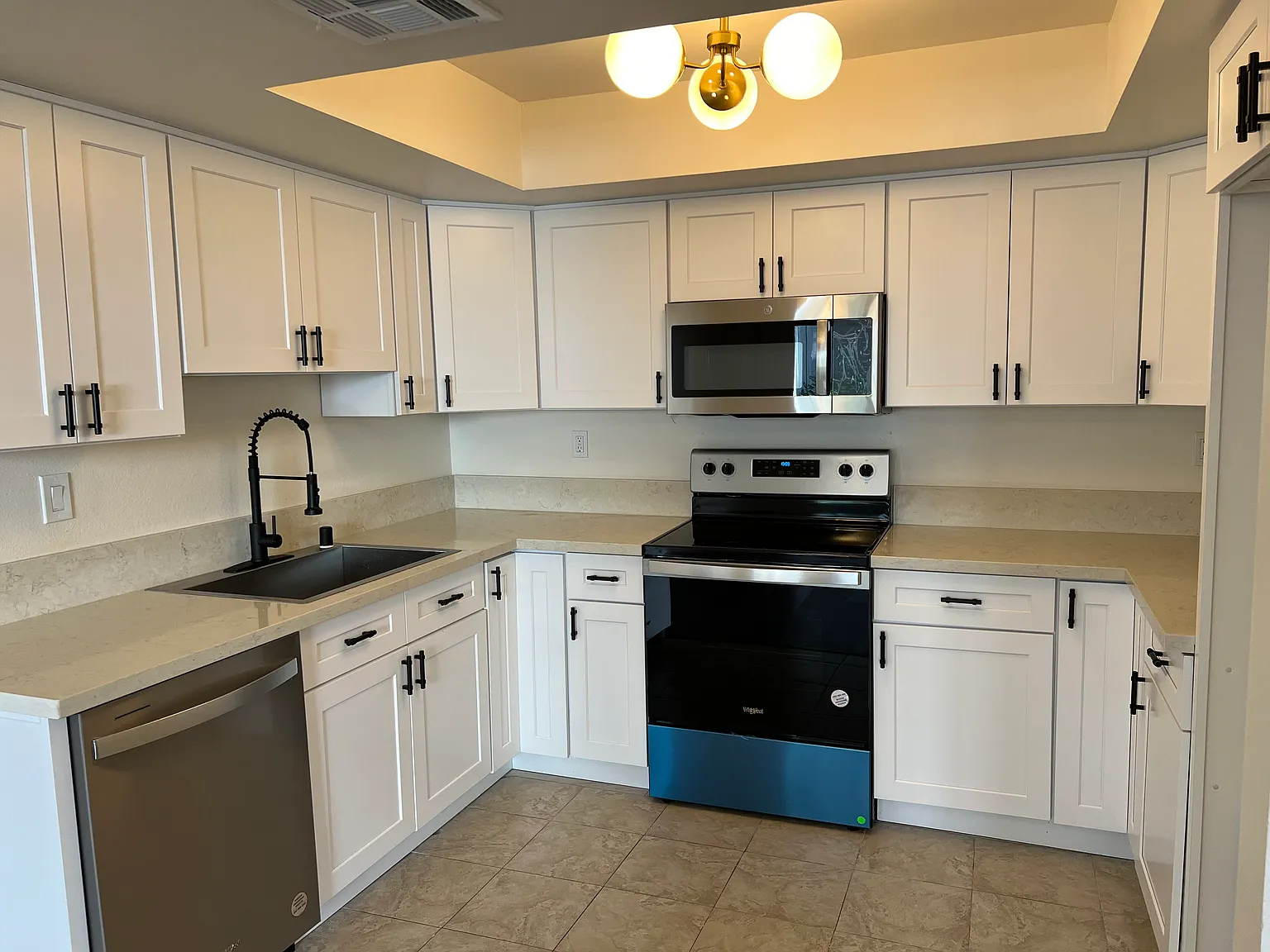 2 bed, $2,650 — Photo 3