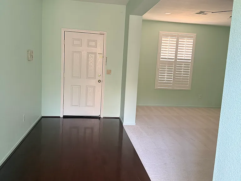 445 Centre Court Dr — Photo 2