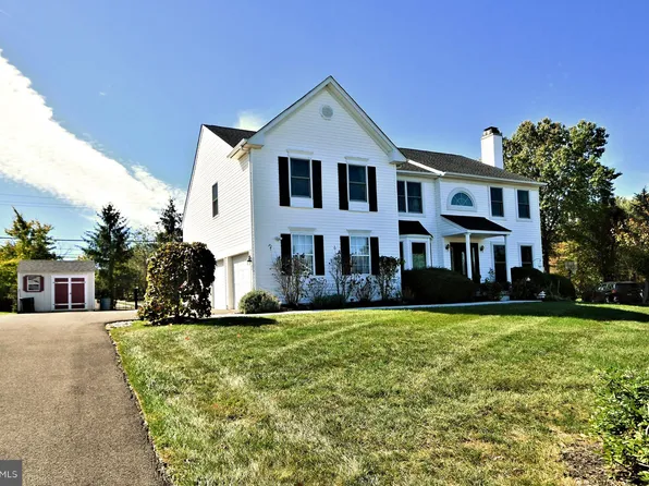 1728 Hampton Dr, Jamison, PA 18929