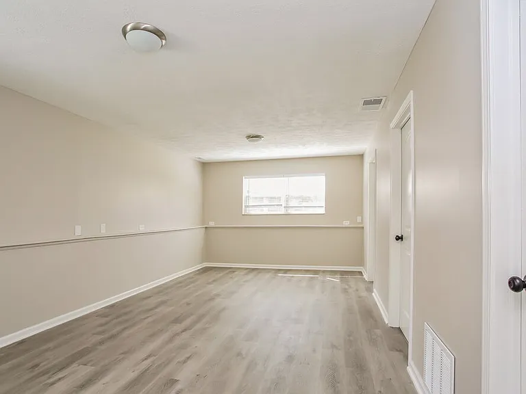 445 Oak Meadow Dr — Photo 15