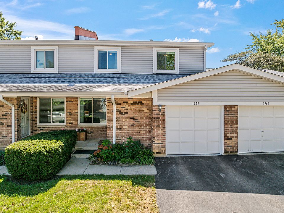 1st image of 1959 N Jamestown Dr #31