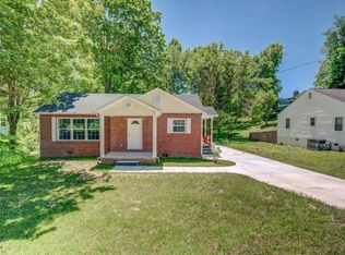 645 Robertsville Rd, Oak Ridge, TN 37830