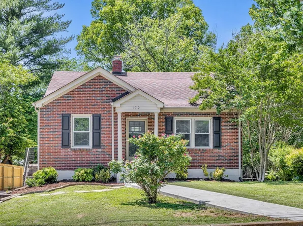 1019 Fleming St, Columbia, TN 38401
