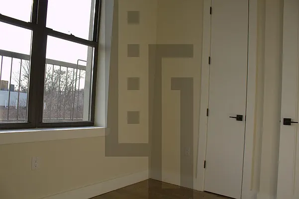 Rented by Loom Group | media 13