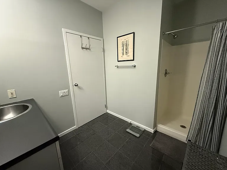 182 Gay St #202 — Photo 11