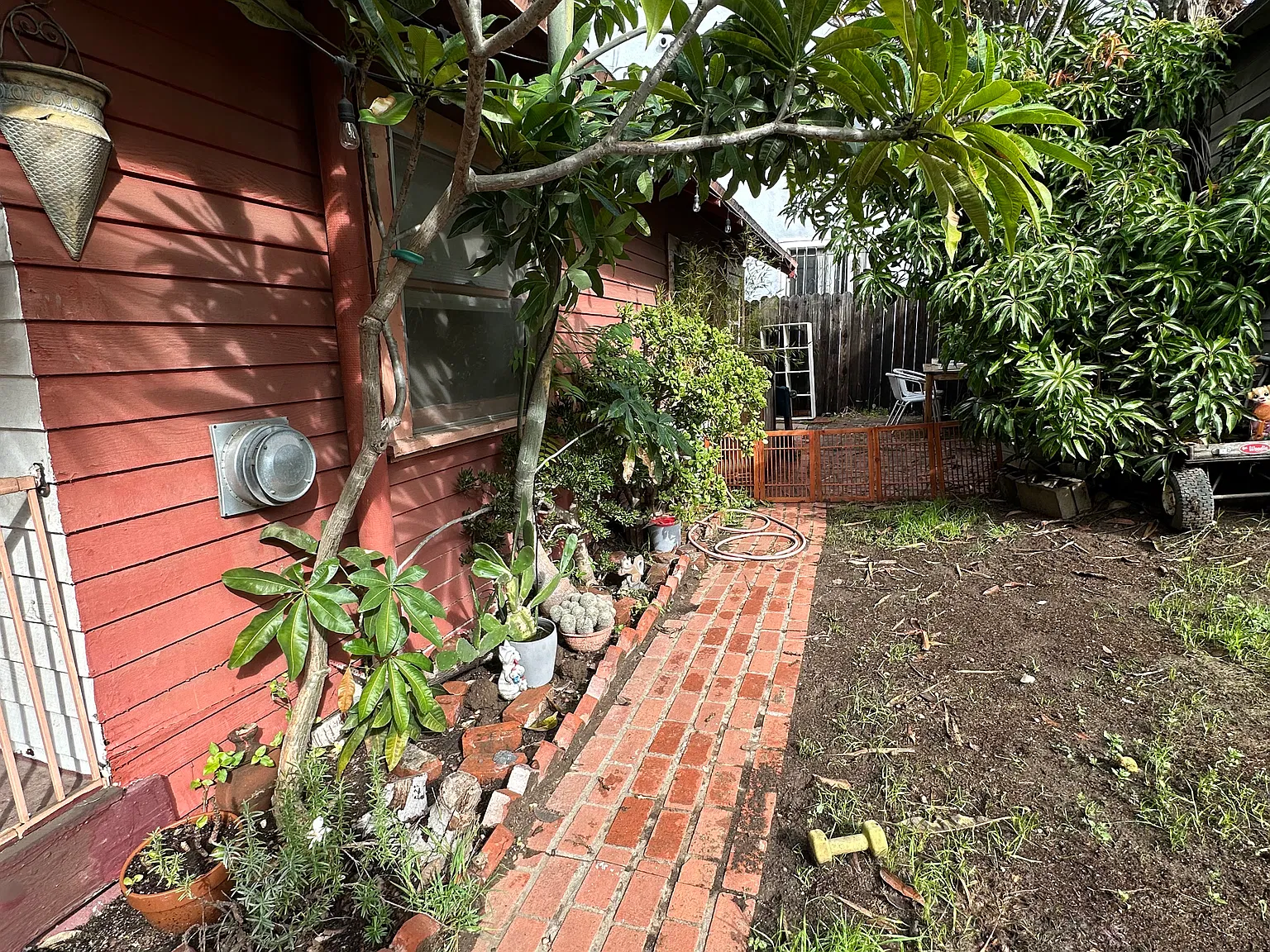 1427 Kellam Ave — Photo 1