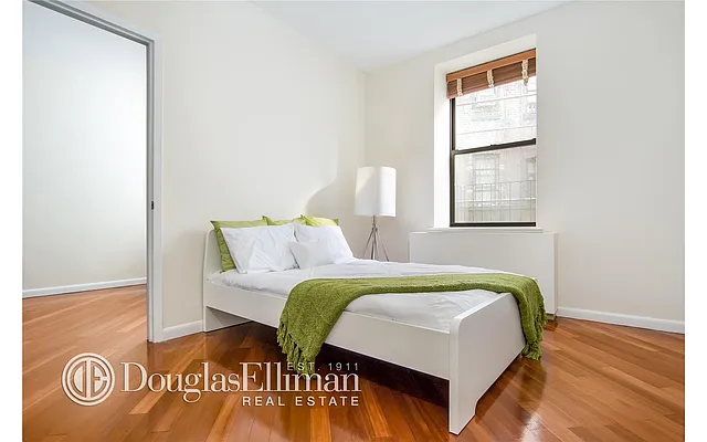 Sold by Douglas Elliman | media 4