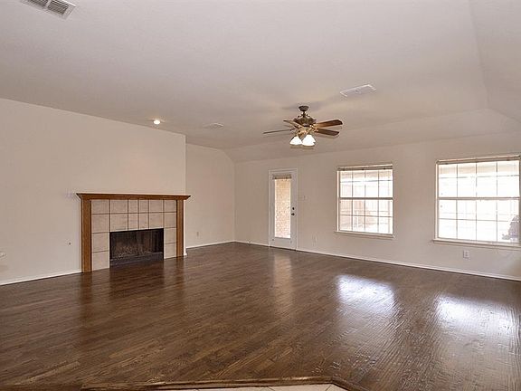 4th image of 4417 Cranwood Dr