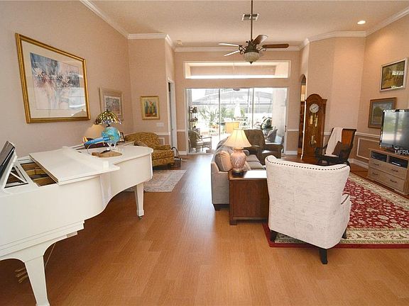 5th image of 3117 Juneberry Ter