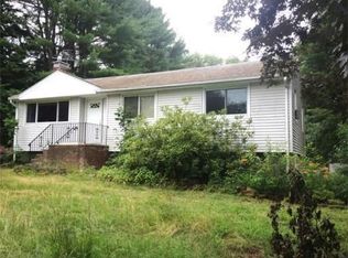 32 Peter Rd, North Reading, MA 01864