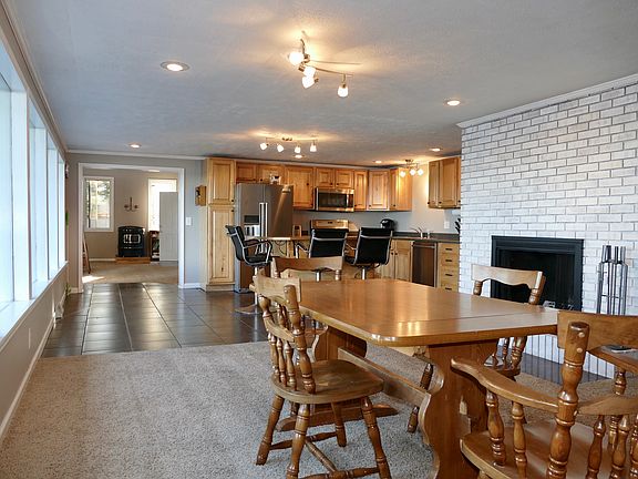 2nd image of 5650 E 52nd St
