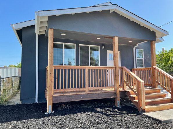 2636-2638 79th Ave #2636