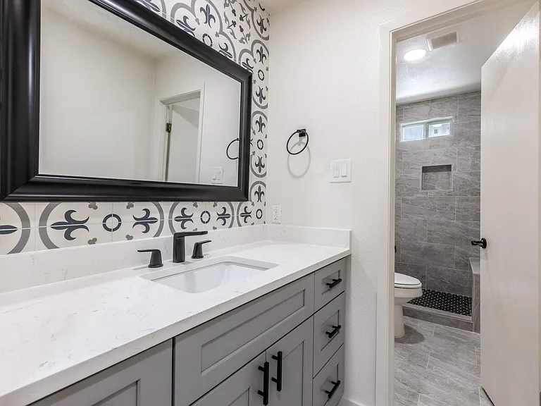 7601 W Gate Blvd — Photo 23