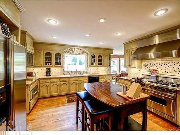 5th image of 3277 Turtle Lake Dr SE