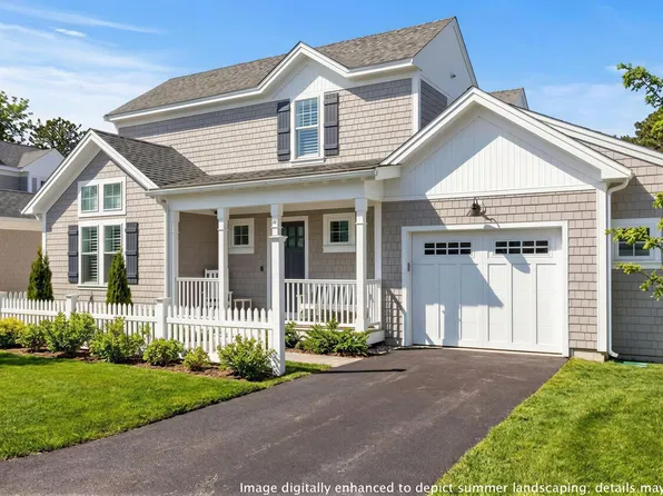 11 Rosewood Circle, Mashpee, MA 02649