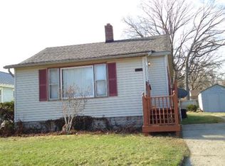 1722 E Calvert St, South Bend, IN 46613