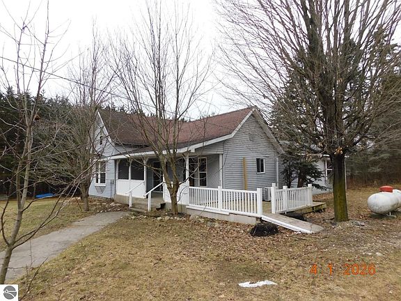 2nd image of 7439 E 22 1/2 Rd