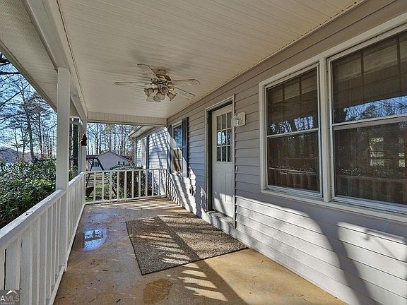 5th image of 2733 Old Dawsonville Rd
