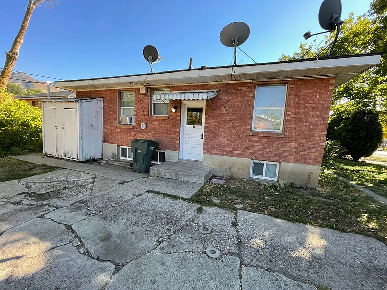 3148 Jefferson Ave — Photo 8
