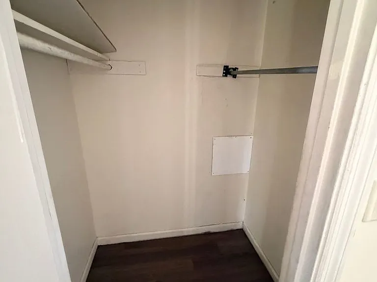 2604 Edmonton Ct — Photo 11