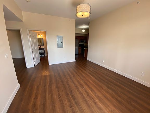 4th image of 16 N Congress St #201