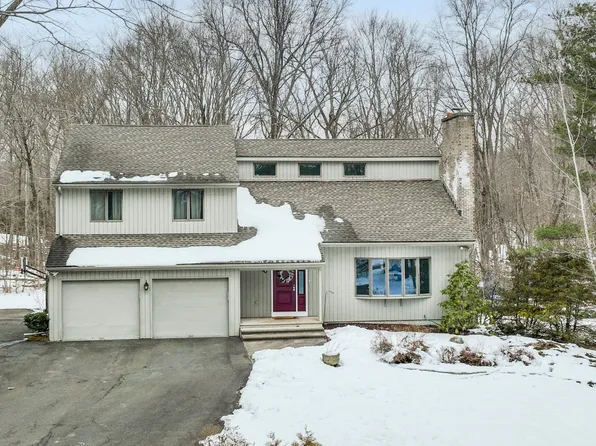 38 Carriage Drive, Farmington, CT 06032