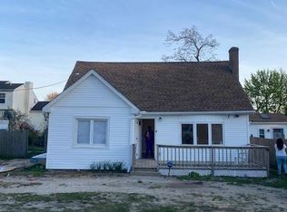 (Undisclosed Address), Shirley, NY 11967
