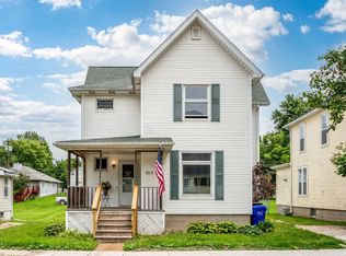 305 N Magnolia St, Elmwood, IL 61529