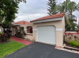 1407 Seagrape Cir, Fort Lauderdale, FL 33326