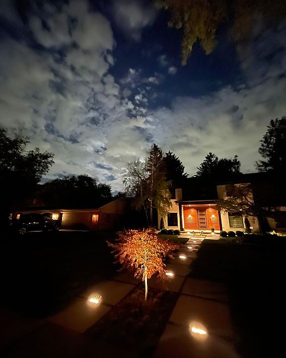 1st image of 8375 Hendrie Blvd