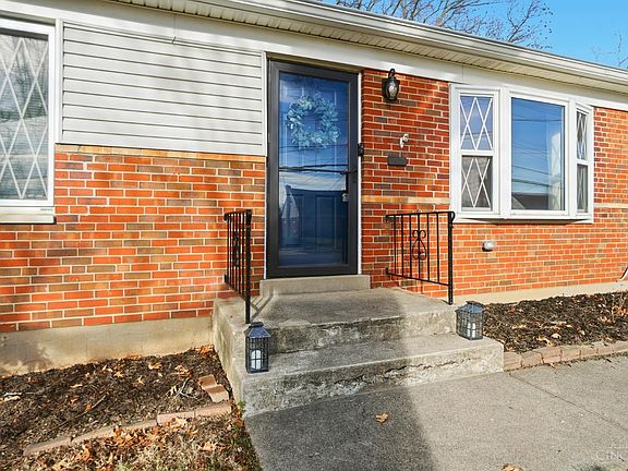 4th image of 4152 Larchview Dr