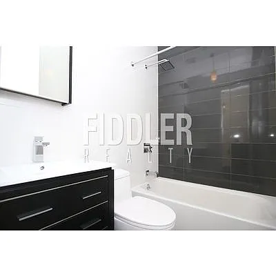 Rented by Fiddler Realty | media 21