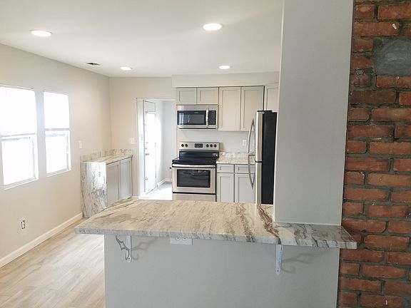 5th image of 21904 Grand Lake St