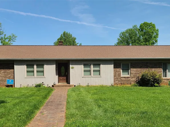 1052 20th Avenue Pl NW, Hickory, NC 28601