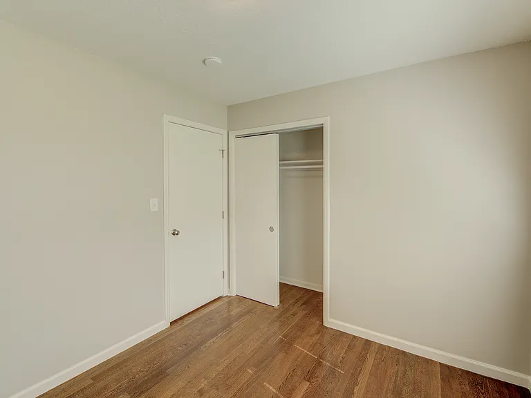 616 N Morse Ave — Photo 8