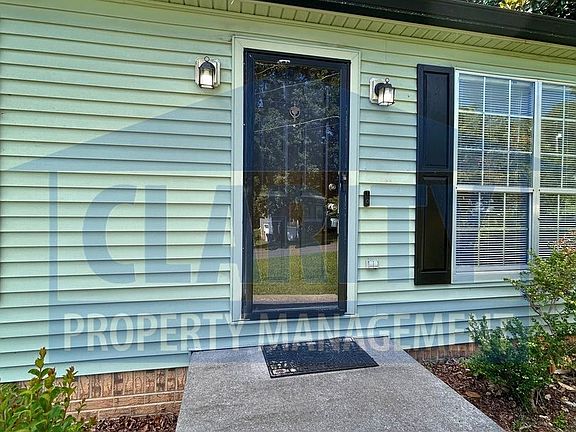 3rd image of 2218 Cloverleaf Cir SE