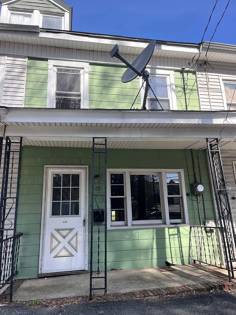 Single Family Rental in the heart of Minersville — Photo 1