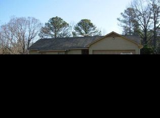 35 Helen Ln, Stockbridge, GA 30281