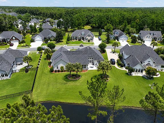 2nd image of 3133 Bayhaven Dr.