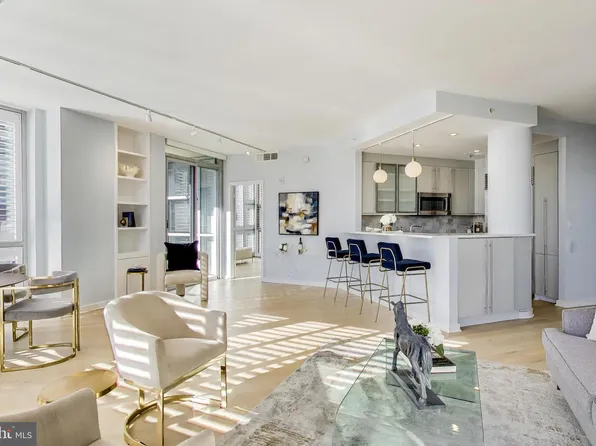 1300 13th St NW APT 601, Washington, DC 20005