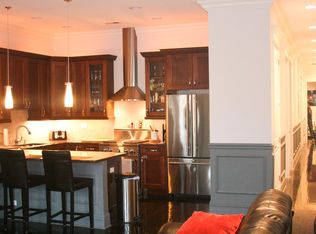 3726 N Lincoln Ave APT 4N, Chicago, IL 60613